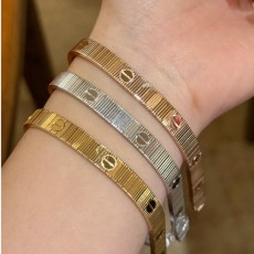 Cartier 까르띠에 러브 언리미티드 팔찌 18K골드